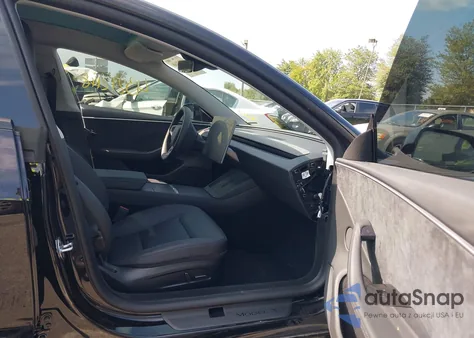 2025 Tesla Model 3 Long Range All-Wheel Drive из США, поврежденный, VIN 5YJ3E1EB5SF926431